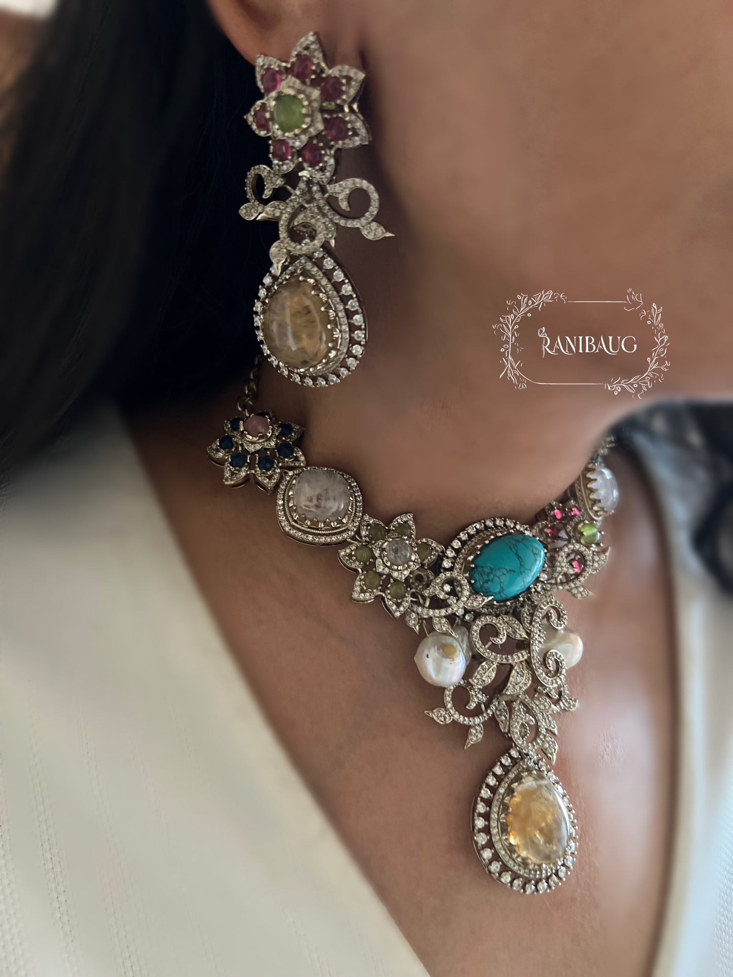 Sabya Shringaar Multicolor Gemstone And Kundan Detailing Choker Set With Attached Pendant By Ranibaug