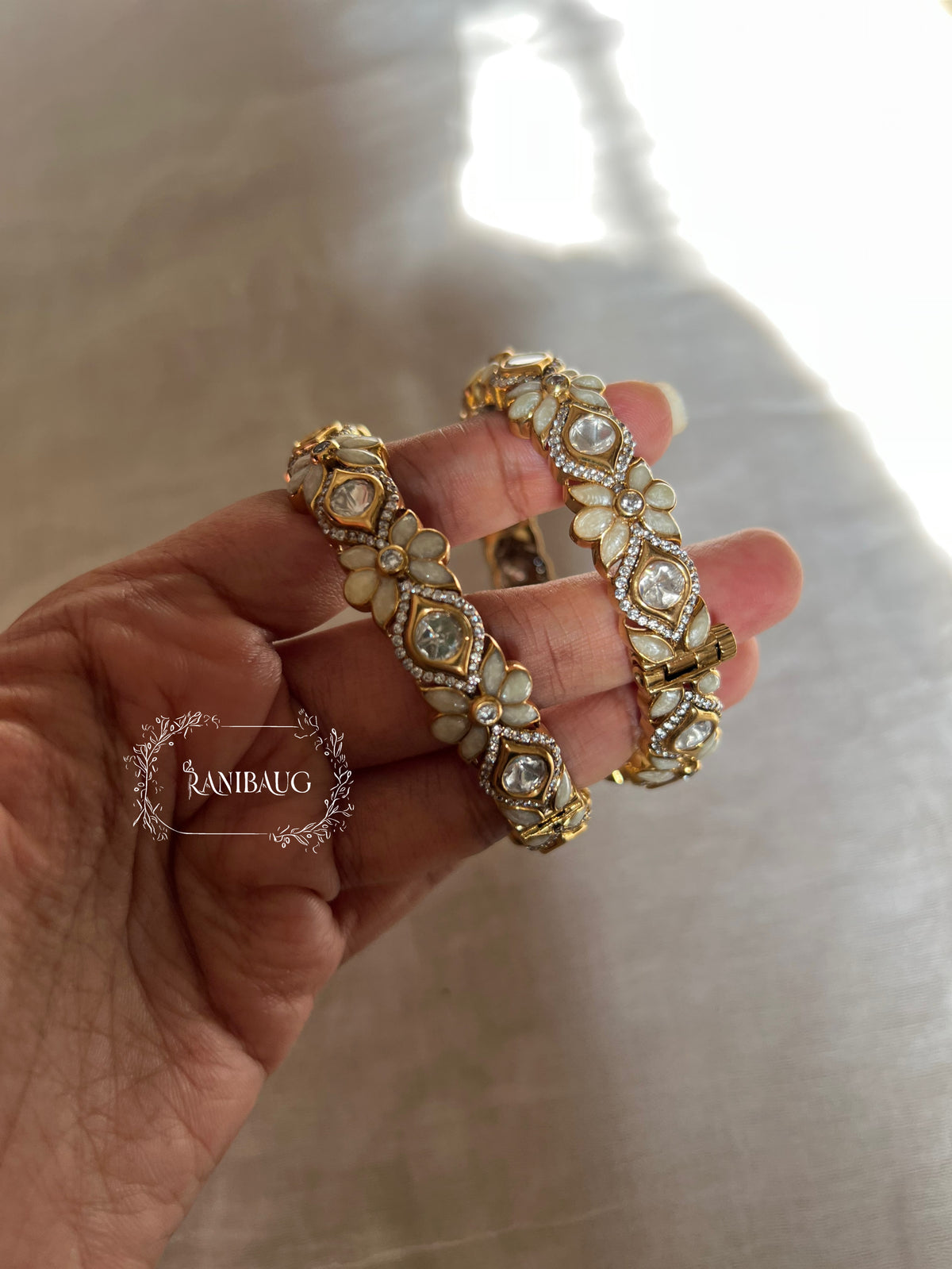Akriti Floral Kundan Color Festive Designer Bangle Set By Ranibaug