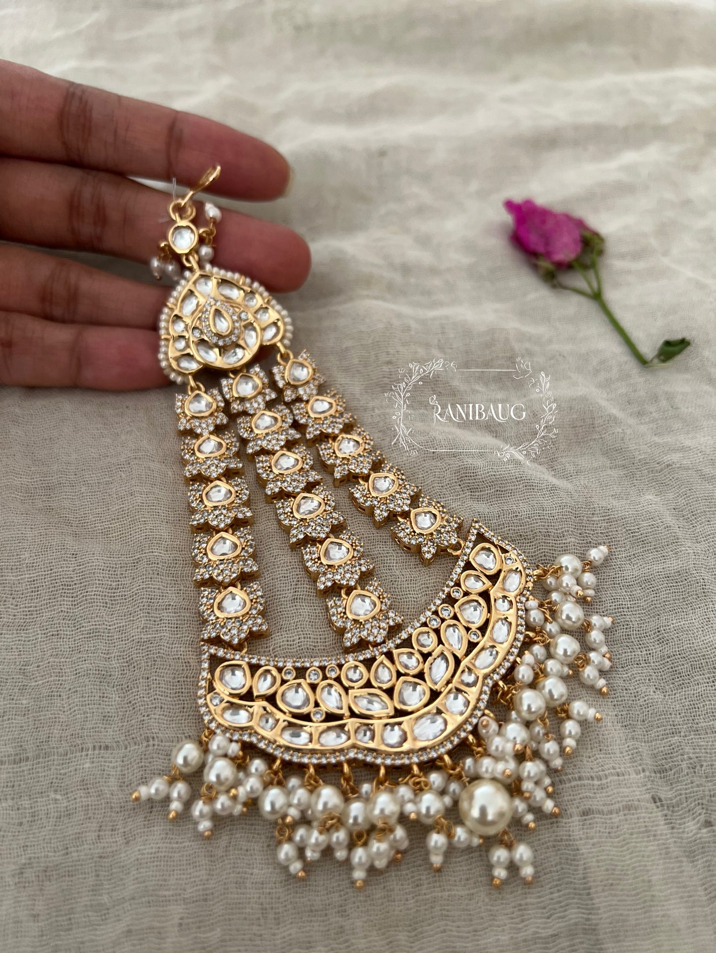 Anamika Jhoomer White And Kundan Passa By Ranibaug