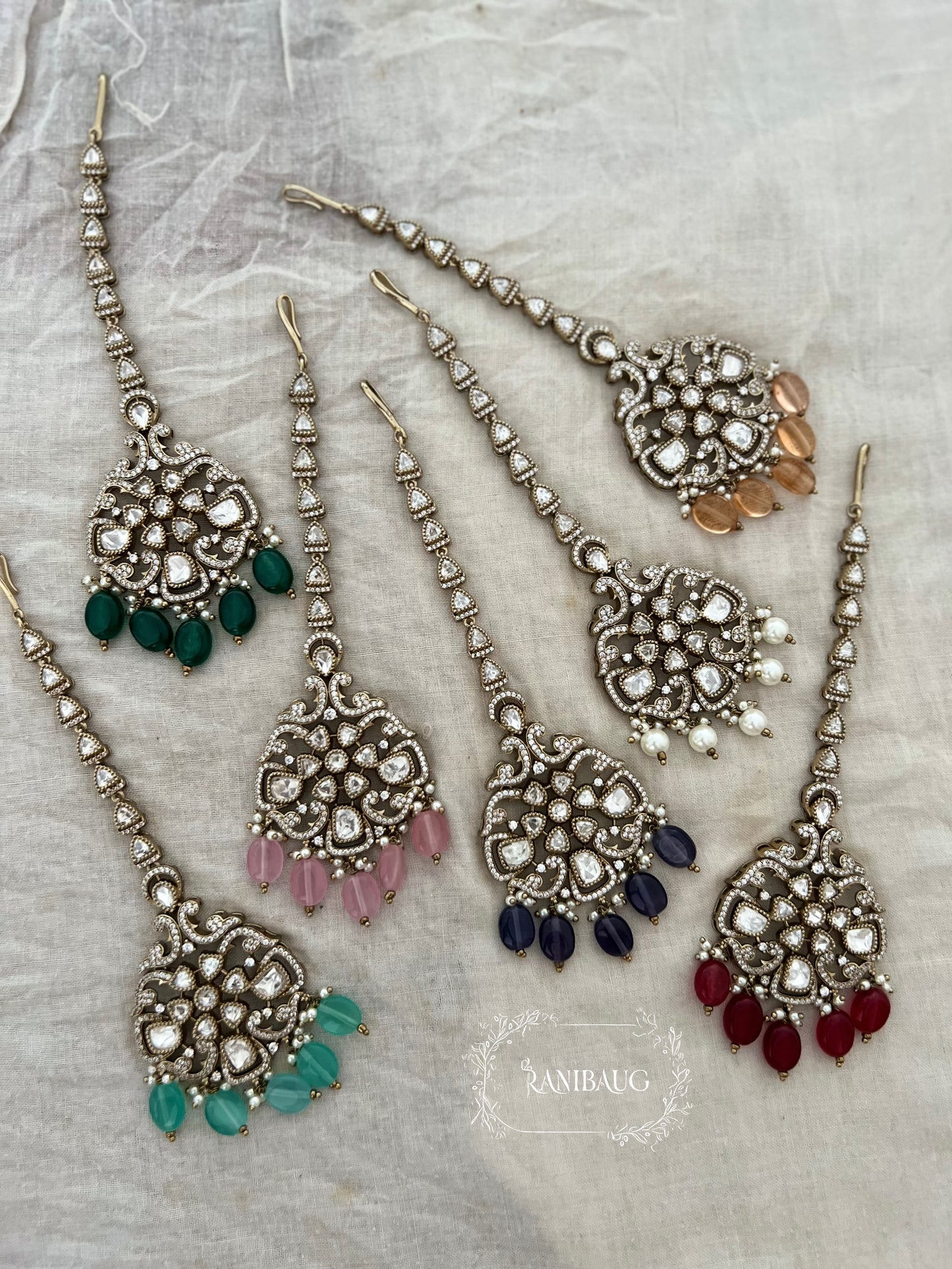 Anamika Victorian Finish Kundan Studded Maang Tikka By Ranibaug