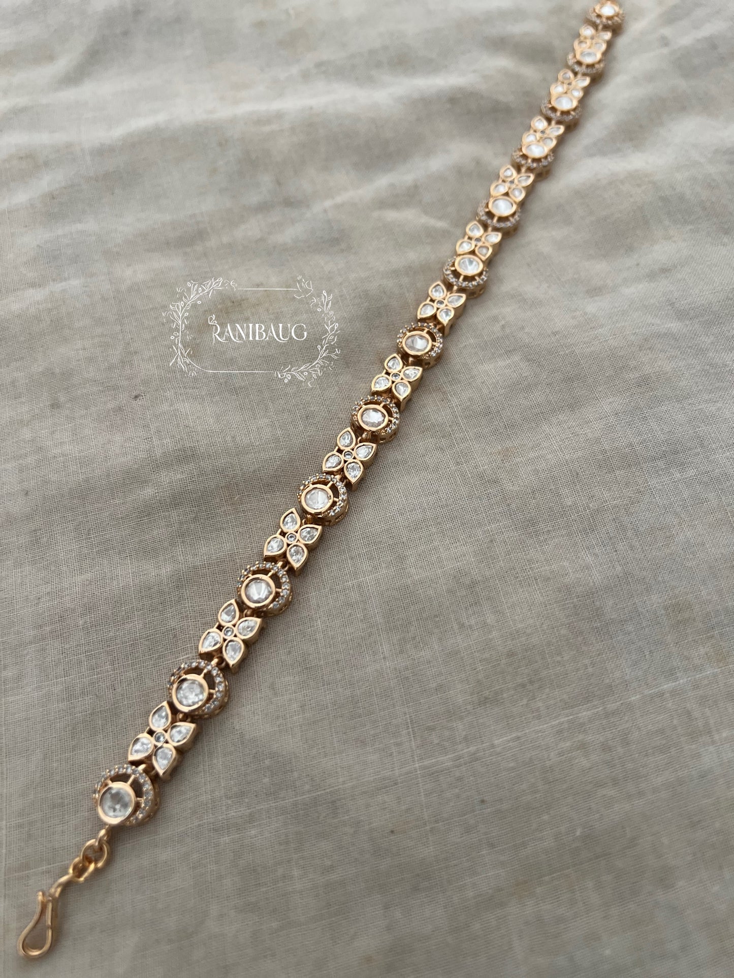 Anvika Polki Vine Gold Finish Sheeshpatti With Circular And Floral Kundan Motif Detailing By Ranibaug