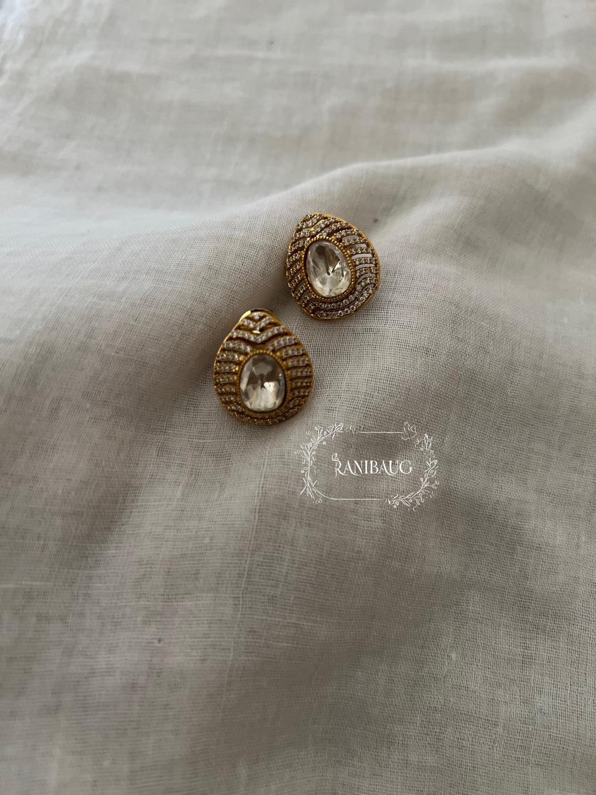 Navya Kundan Teardrop Ear Studs By Ranibaug