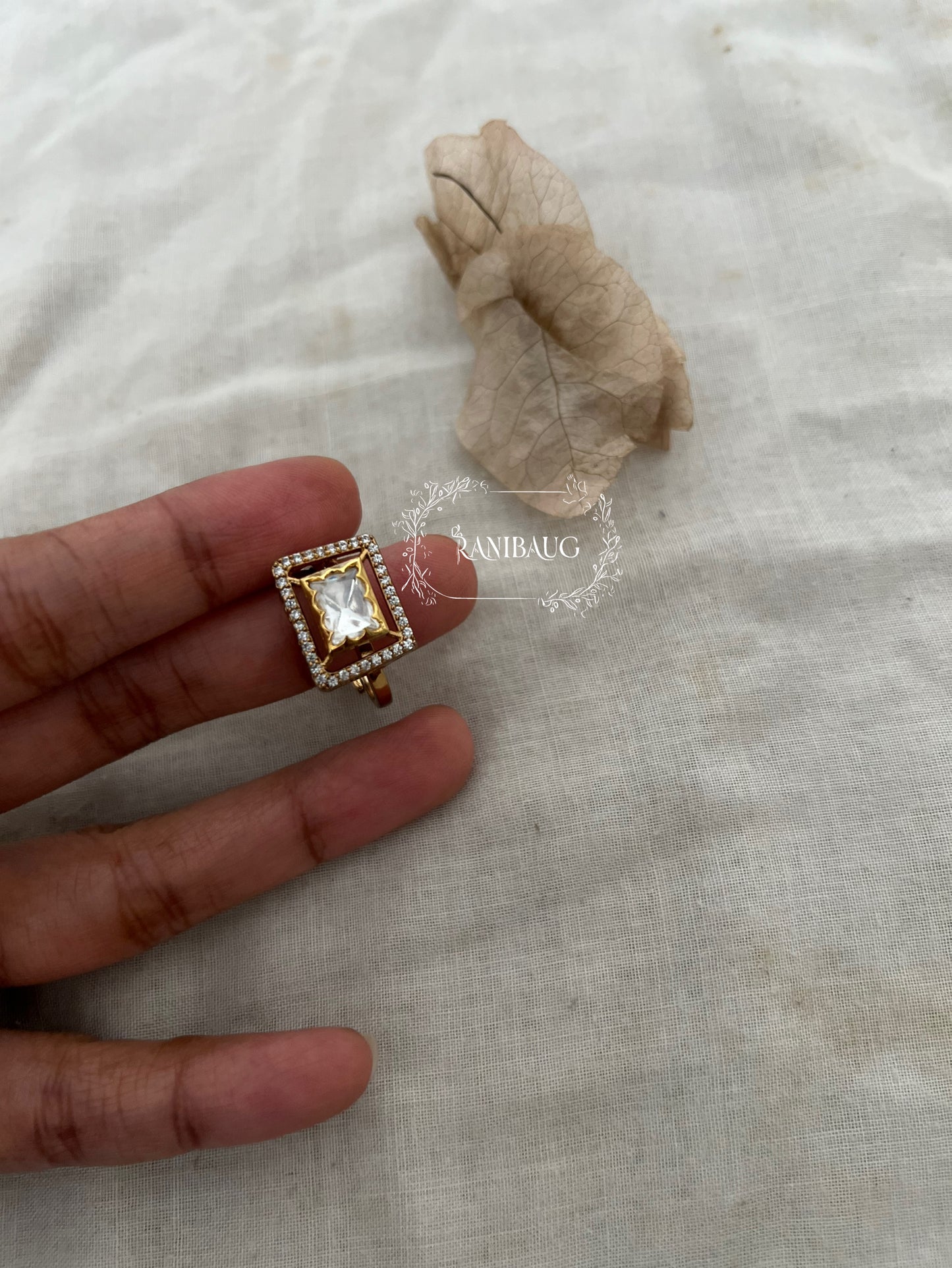 Ramsha Minimal Ring With Center Kundan Stone By Ranibaug