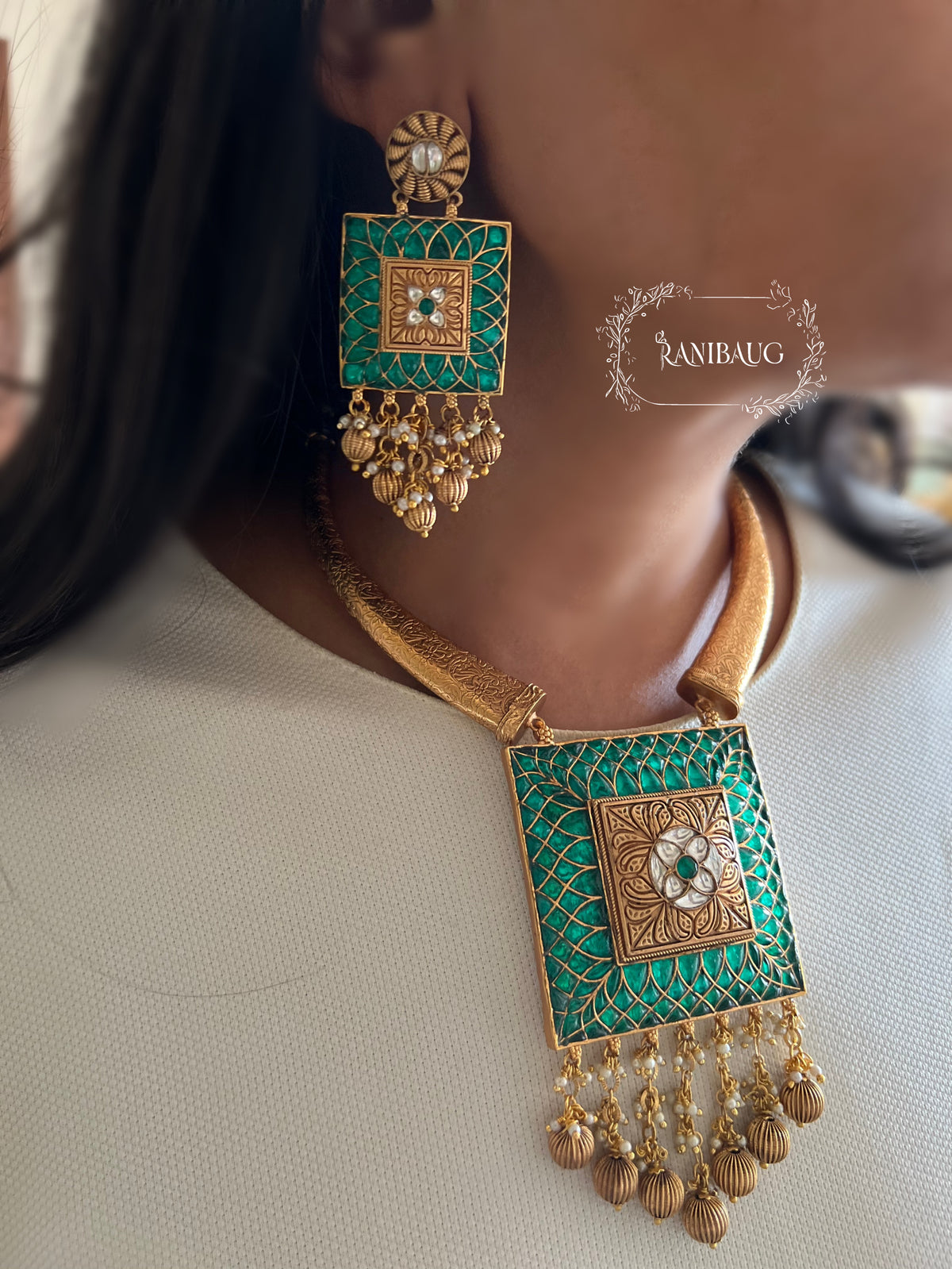 Nishika Rich Gold Finish Temple Traditional Heritage Jewellery Set By Ranibaug