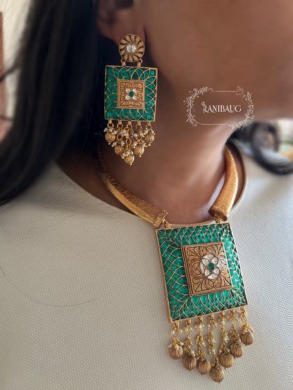 Nishika Rich Gold Finish Temple Traditional Heritage Jewellery Set By Ranibaug