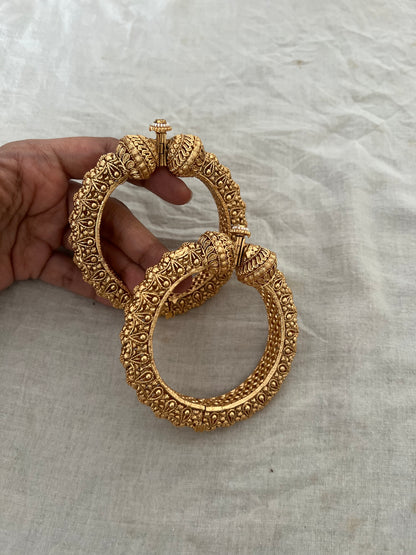 Aditi Gold Bangles Gold Kadas By Ranibaug
