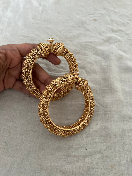 Aditi Gold Bangles Gold Kadas By Ranibaug