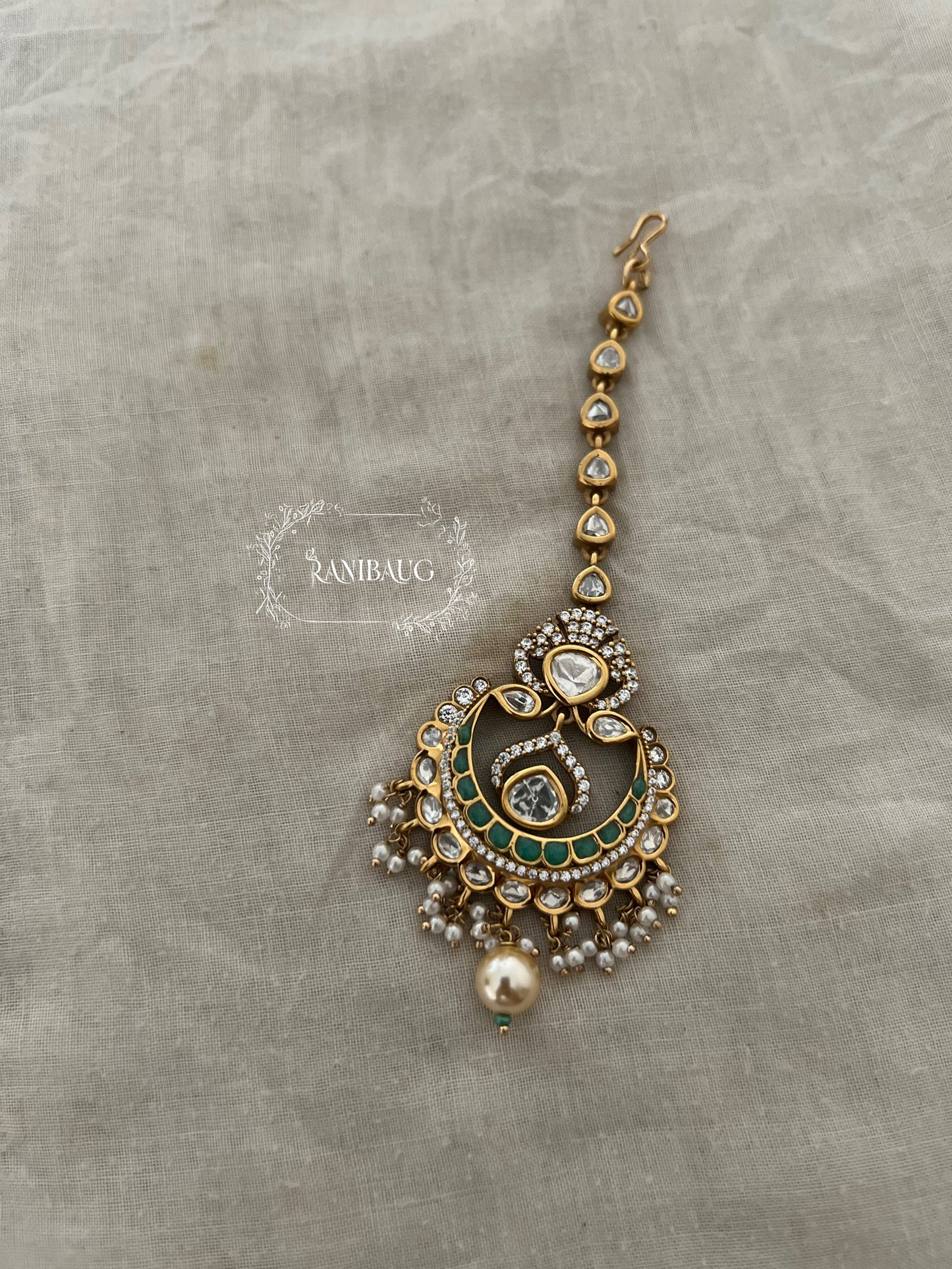 Akansha Polki Kundan Pearl Maang Tikka By Ranibaug