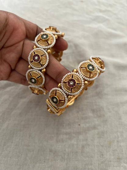 Akansha Traditional Authentic Rajwadi Kangan By Ranibaug