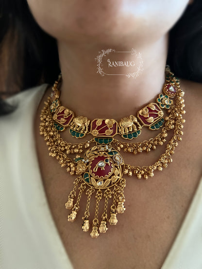 Akshya Antique Gold Finish Gold Fringe Embelishment Traditional Indian Heritage Jewelry Set By Ranibaug