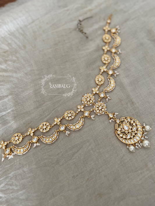 Alka Gold Plated Kundan Studded Sheesh Phool Mang Tika With Pearls By Ranibaug