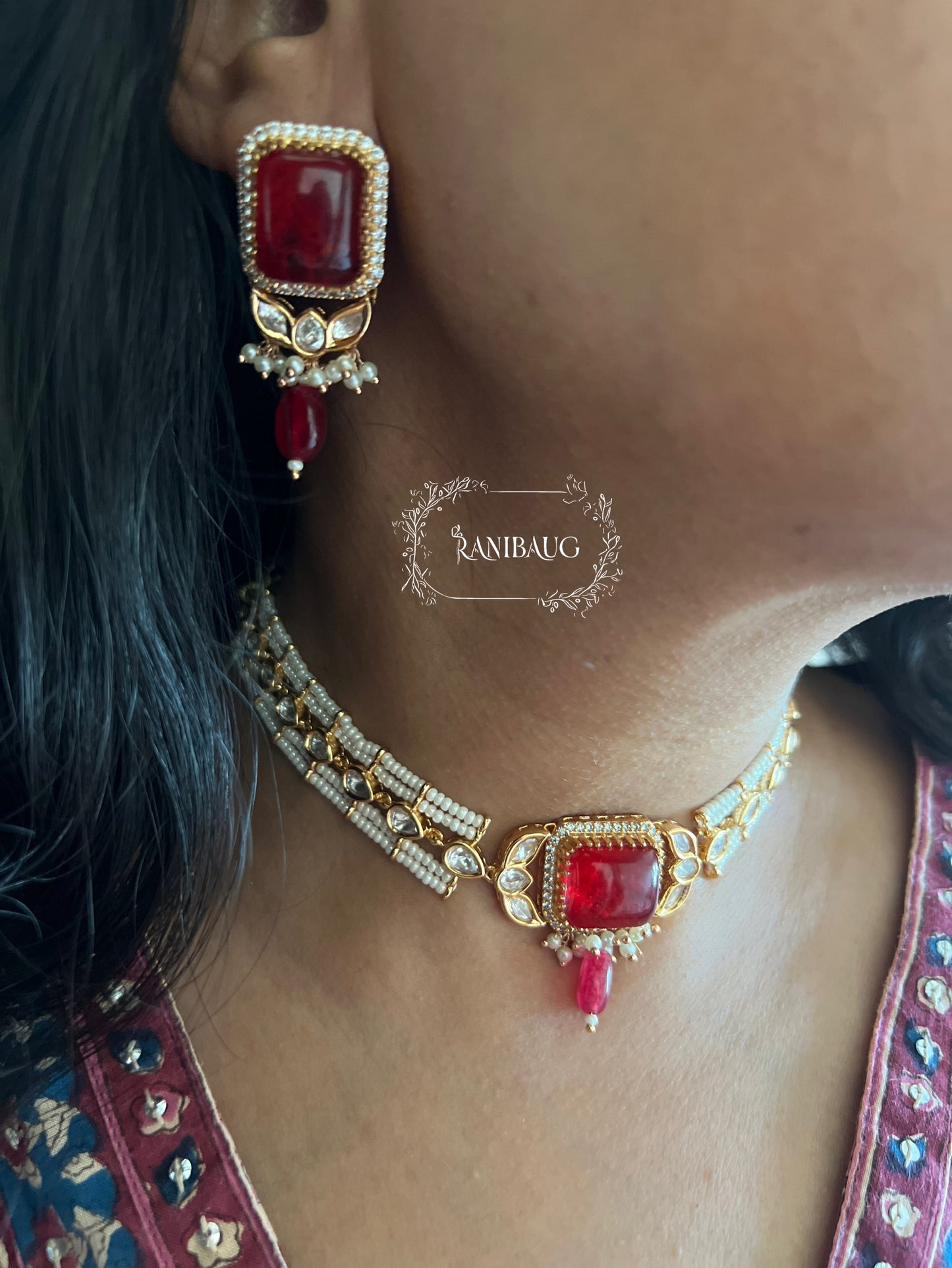 Amara Gemstone Centered Pearl Choker Set By Ranibaug