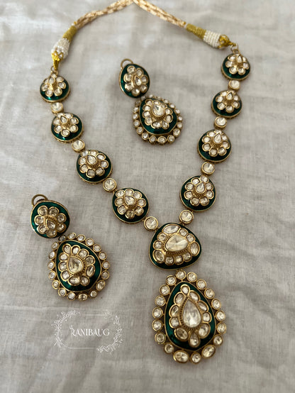 Amulya Gold Finish Kundan Teardrop Polki Necklace Set By Ranibaug