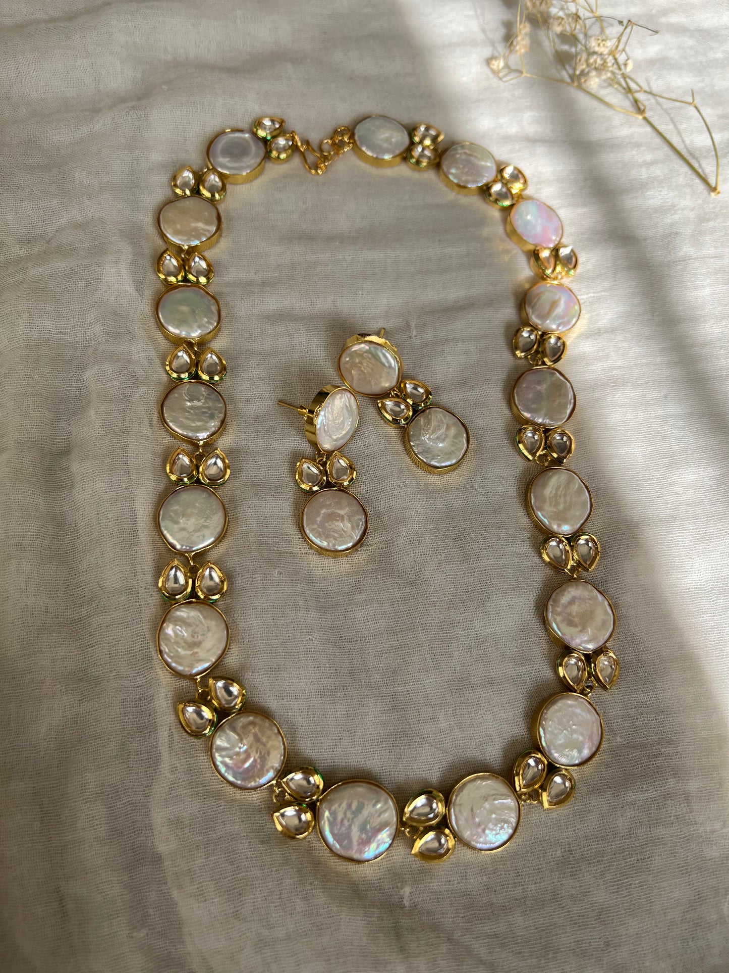 Arya Shwet Real Baroque Pearls And Polki Kundan Hand Studded Alternating Into A Beautiful Semi Precious Jewellery Set By Ranibaug | Semi Precious Jewellery Set 2026