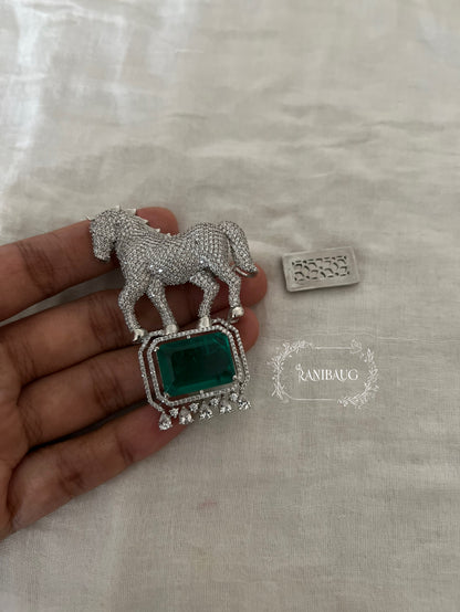 Ashva Horse Emerald Motif Diamond Brooch By Ranibaug