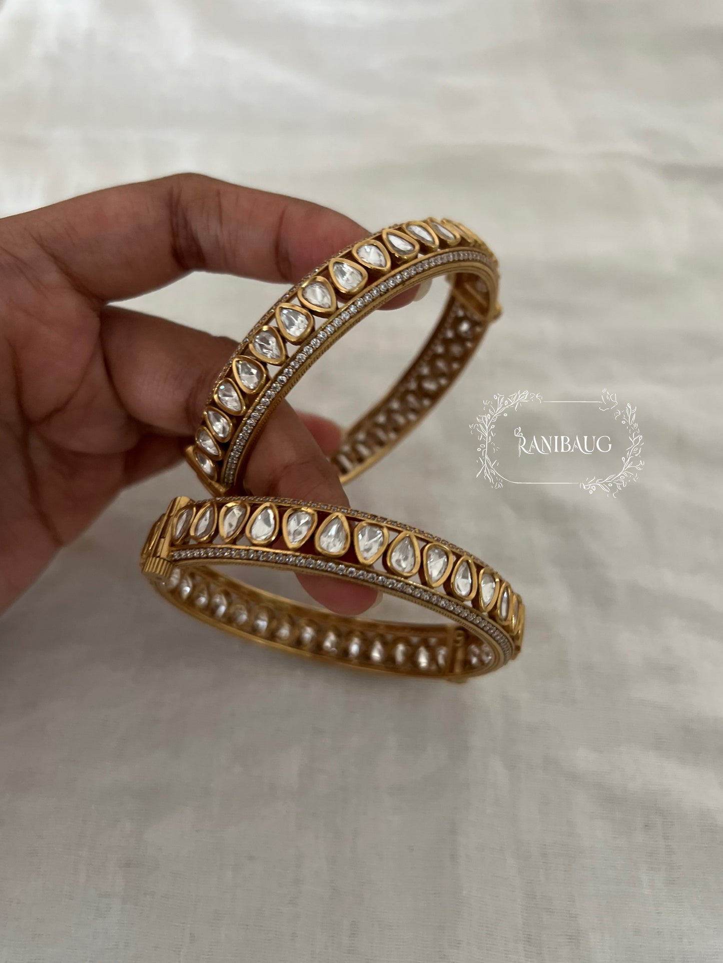 Avyukta Teardrop Polki Kundan Motif Gold Finish Bangles By Ranibaug
