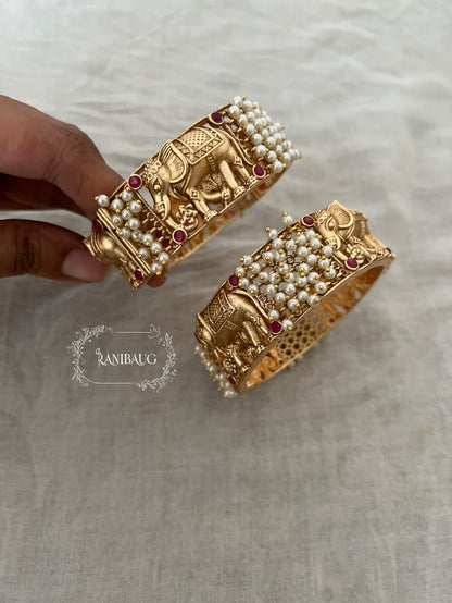 Bharti Elephant Heritage Plain Gold Bangle By Ranibaug