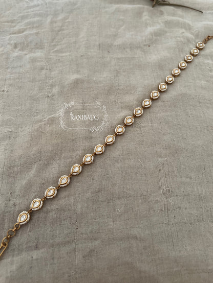 Charvi Minimal Polki Kundan Sheeshpatti Hair Jewellery By Ranibaug