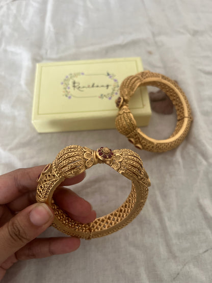 Chetna Best Gold Bangles Kada By Ranibaug