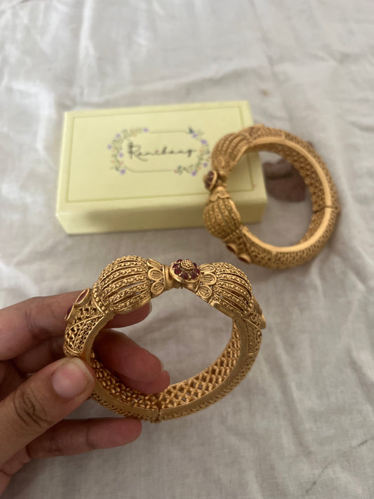 Chetna Best Gold Bangles Kada By Ranibaug