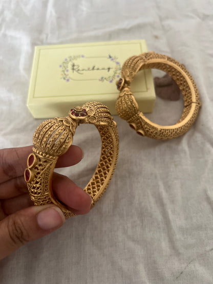 Chetna Best Gold Bangles Kada By Ranibaug