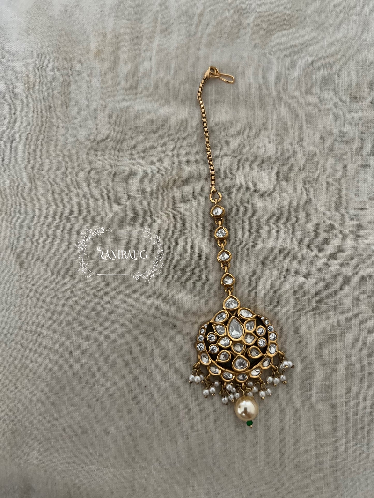 Dhruvee Mossainite Polki Kundan Maang Tikka By Ranibaug