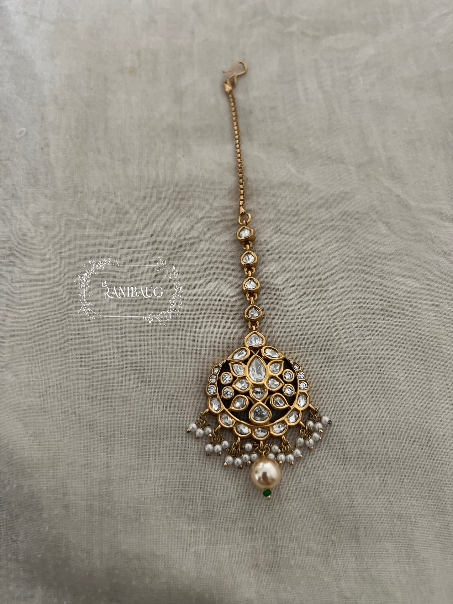 Dhruvee Mossainite Polki Kundan Maang Tikka By Ranibaug