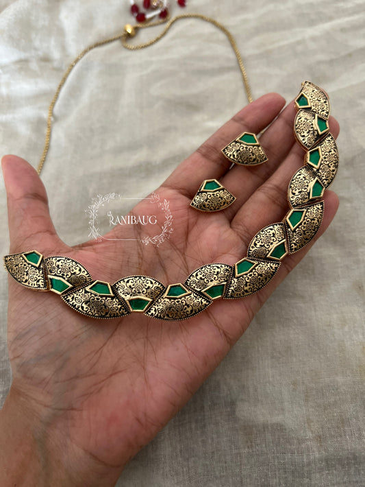 Dipika Antique Gold Finish Polki Studded Heritage Style Necklace Jewelry Set By Ranibaug