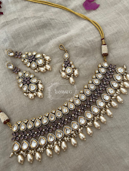 Ekaja Emerald Green Accent Polki Kundan And Pearl Necklace Jewelry Set By Ranibaug