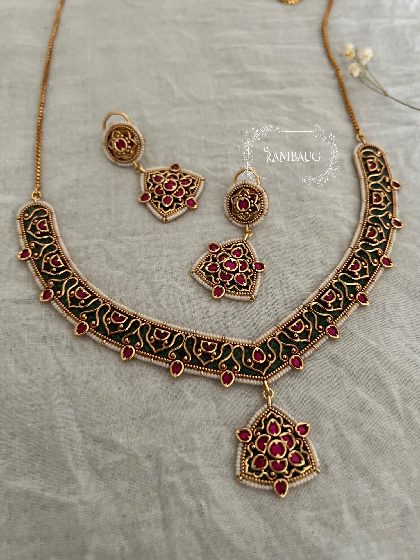 Gaurangi Indian Heritage Style Rich Gold Intricate Work Enamel Jewellery Set By Ranibaug