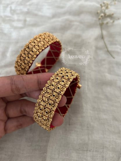 Gauri Bridal Gold Bangles For Women By Ranibaug