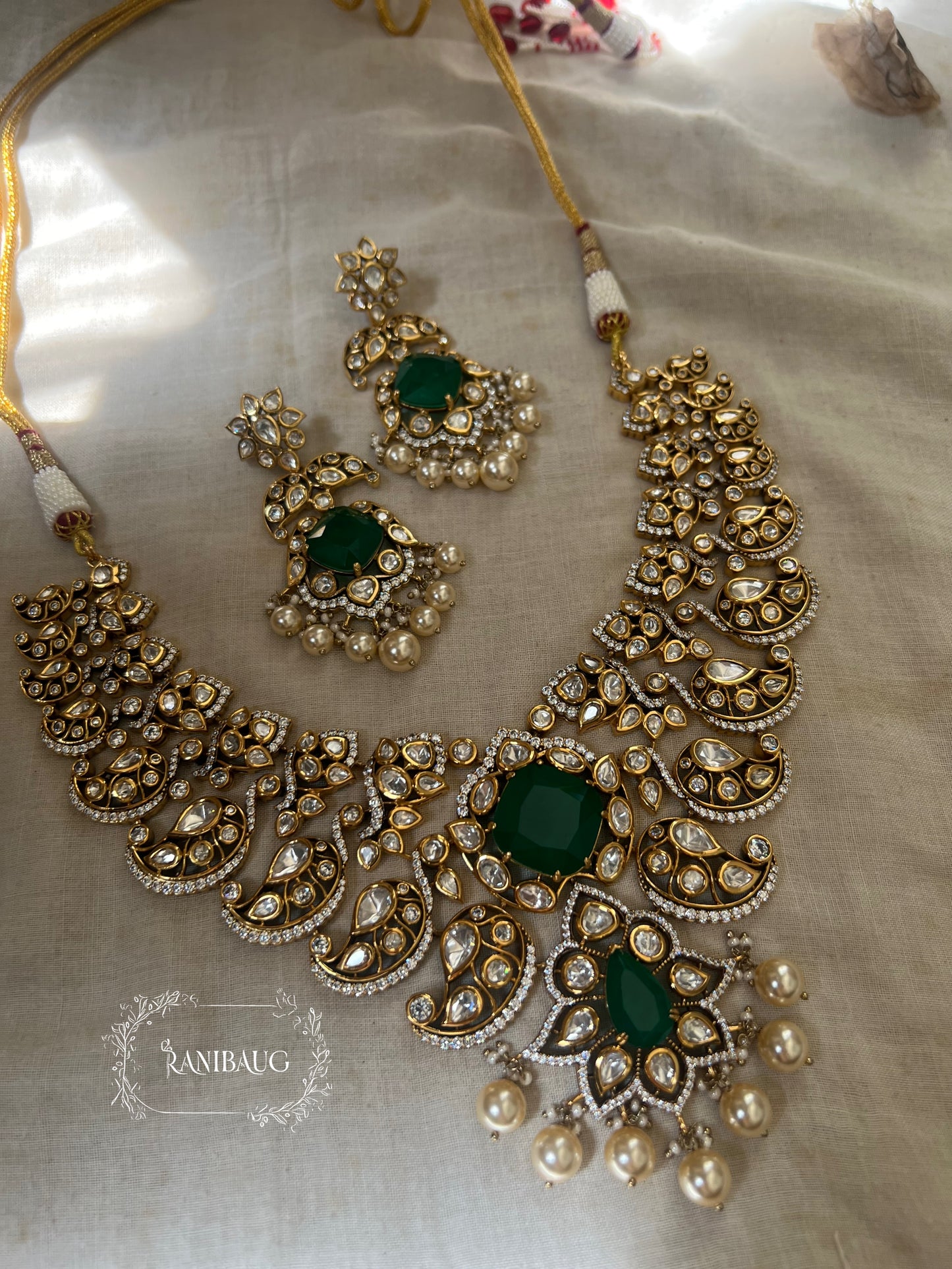 Gautami Emerald Green Victorian Vintage Bridal Necklace Set By Ranibaug | 2025 2026 Jewellery Set