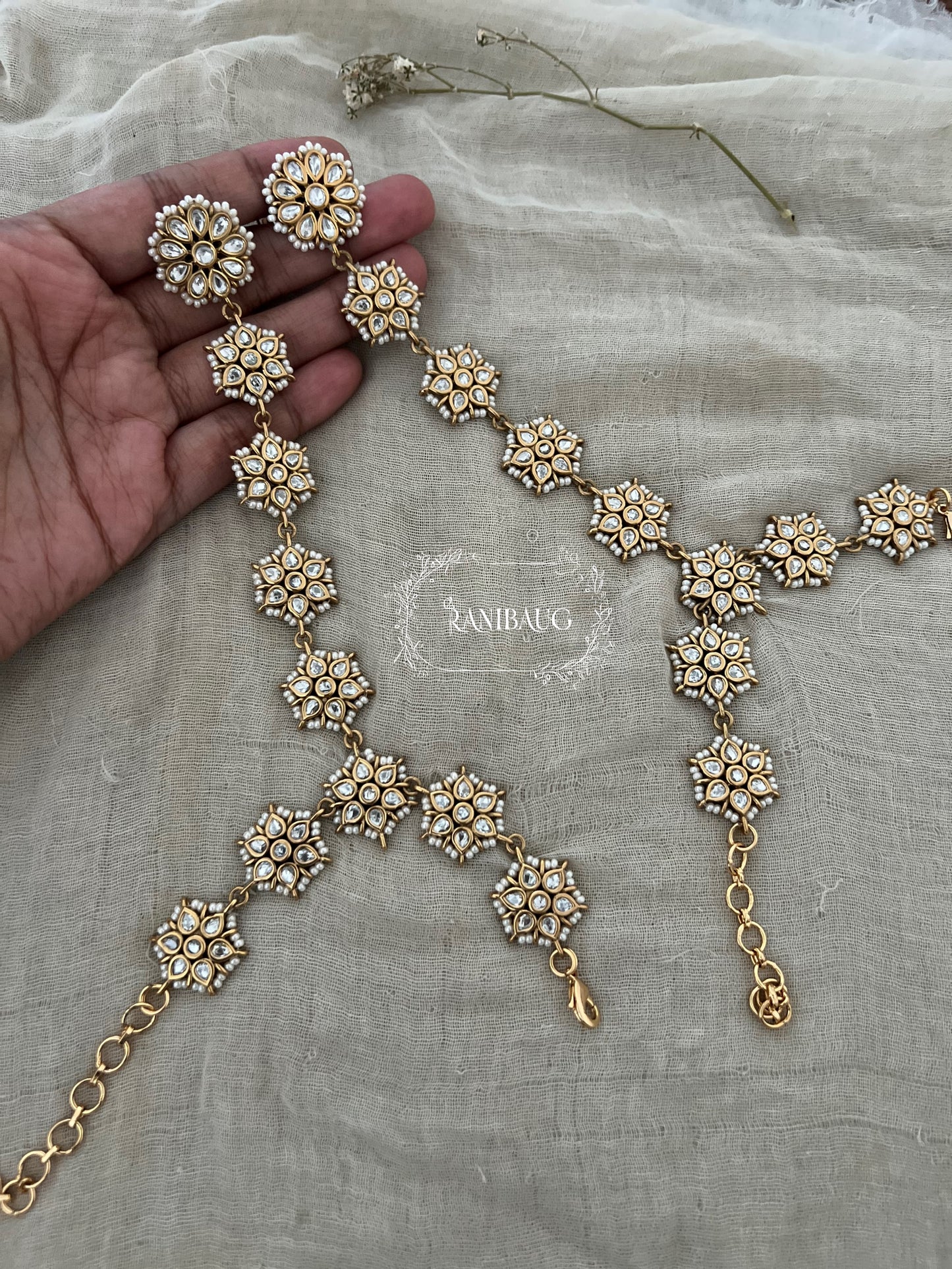Himanshi Star Shape Styled Kundan Victorian Hathphool | Ranibaug