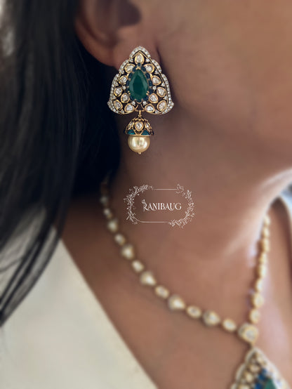 Niti Signature Mossainite Polki Studded Necklace Jewelry Set With Classic Ear Studs By Ranibaug