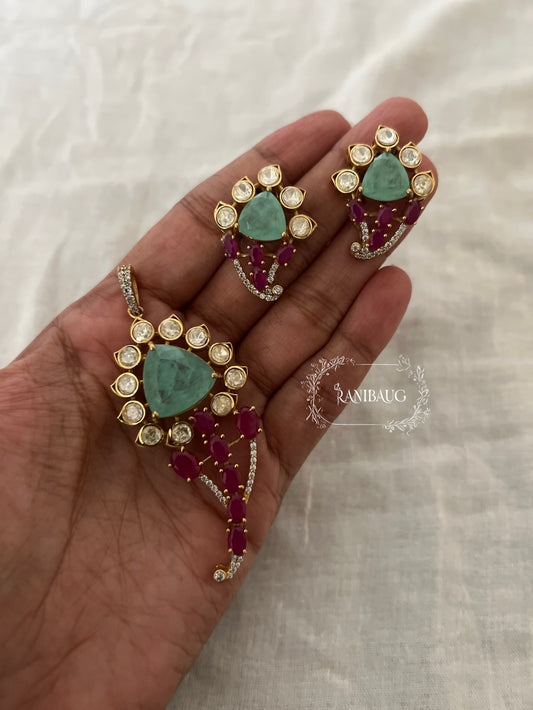 Samira Kundan Solitaire Pendant Set In Victorian Finish By Ranibaug