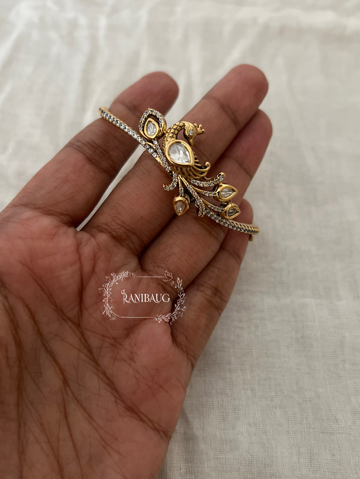 Ashni Polki Kundan Gold Finish Minimal Sleek Premium Bracelet By Ranibaug