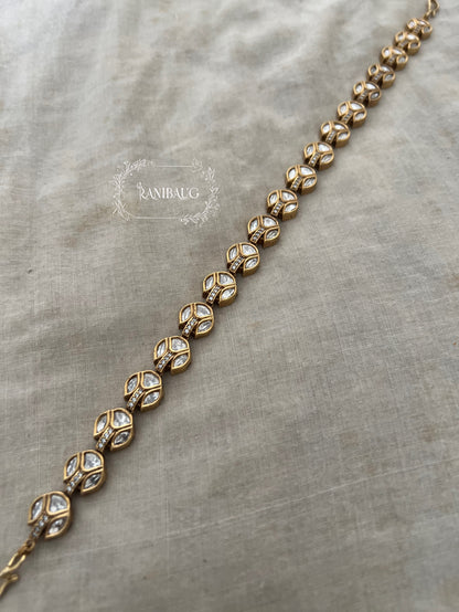 Inija Geometric Polki Kundan Studded Sheeshpatti Leaf Motif Detailing By Ranibaug