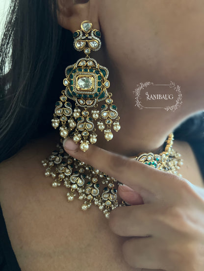 Ishani Royal Vintage Choker Set Victorian Finish Kundan Studded With Pearls By Ranibaug