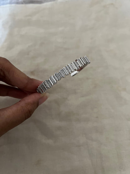 Linear Luxe Diamond Bracelet By Ranibaug