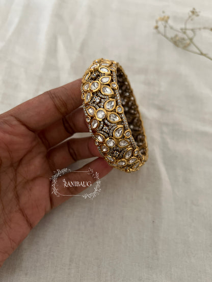 Maan Kundan Floral Motif Gold Finish Statement Bangle By Ranibaug