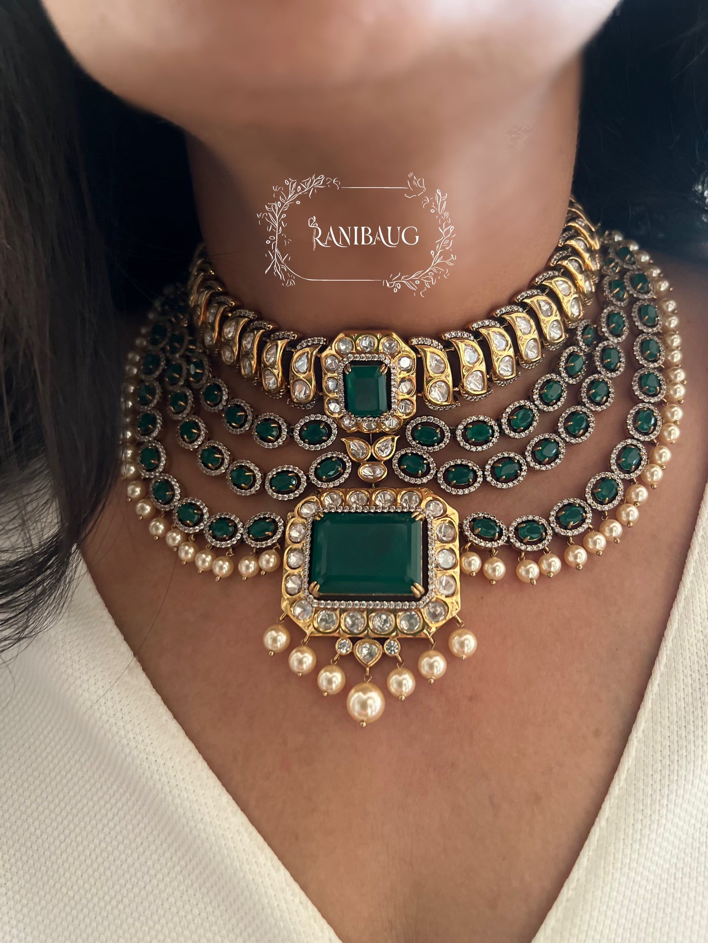 Maharani Victorian Finish Emerald Bold Green Gemstone Royal Jewellery Set By Ranibaug
