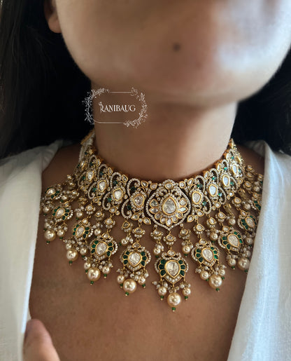 Mahek Royal Polki And Pearl Victorian Bridal Set With Maang Tikka By Ranibaug