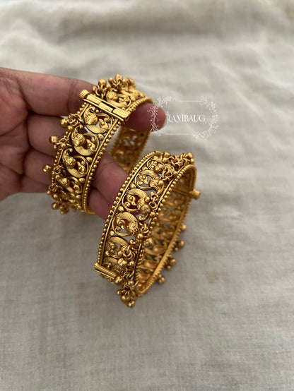Manasvi Heritage Filigree Ghungroo Gold Bangles By Ranibaug