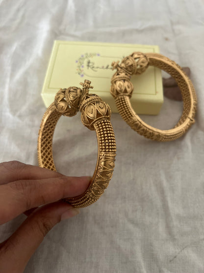 Manju Vintage Gold Bangle Kada By Ranibaug
