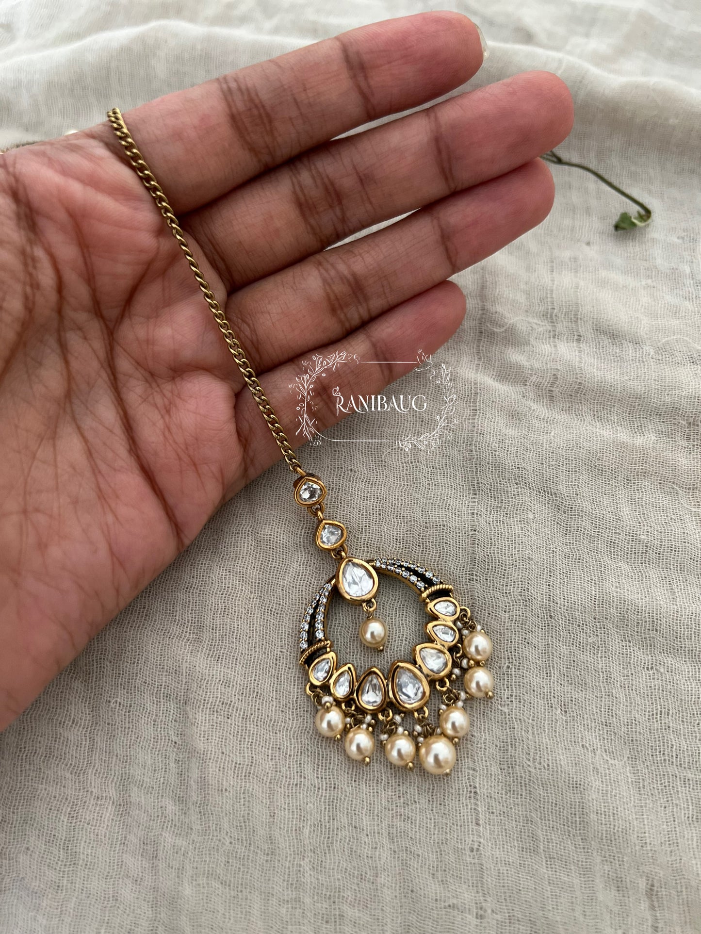 Mansi Minimal Maang Tikka Hair Jewellery By Ranibaug
