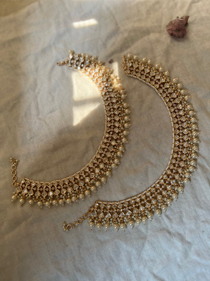 Meenakumari Royal Vintage Mossainite Polki Ankle Bracelet Adorned With Shiny Pearl Accents By Ranibaug | A Statement Anklet Jewelry Heavy Bridal Payal 2026 Wedding Jewellery