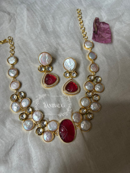 Mukta Baroque Pearls Agate And Polki Studded Semi Precious Necklace In Rich Gold Finish By Ranibaug | Semi Precious Jewellery Collection 2026