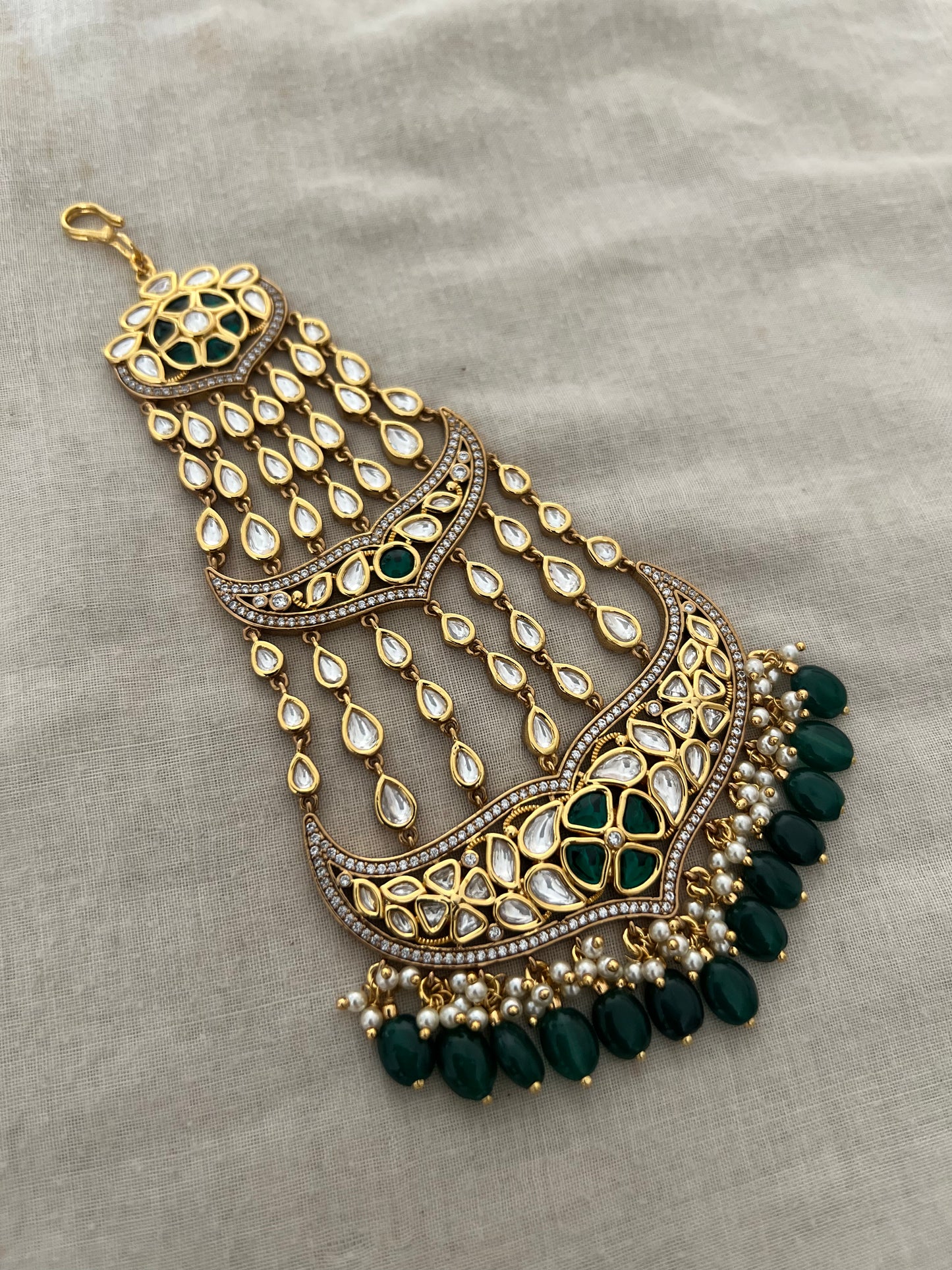 Myesha Kundan Polki Studded Side Tikka Jewelry In Premium Gold Finish By Ranibaug