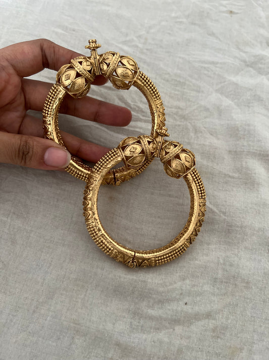 Nakusha Women'S Kada Bangles Gold Plated By Ranibaug