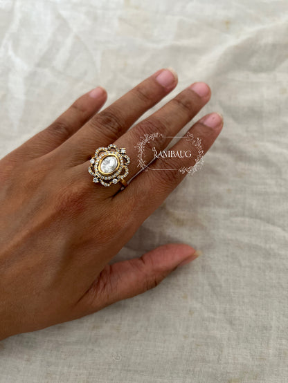 Neerja Oval Polki Kundan Geometric Ring In Rich Gold Finish By Ranibaug